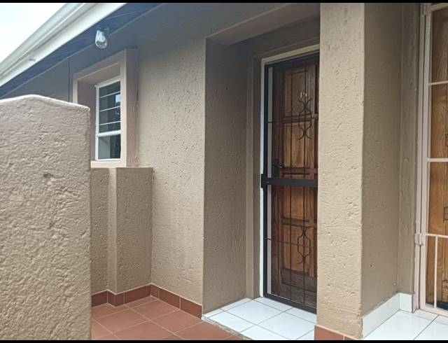 2 BEDROOM APARTMENT FOR SALE IN KENMARE